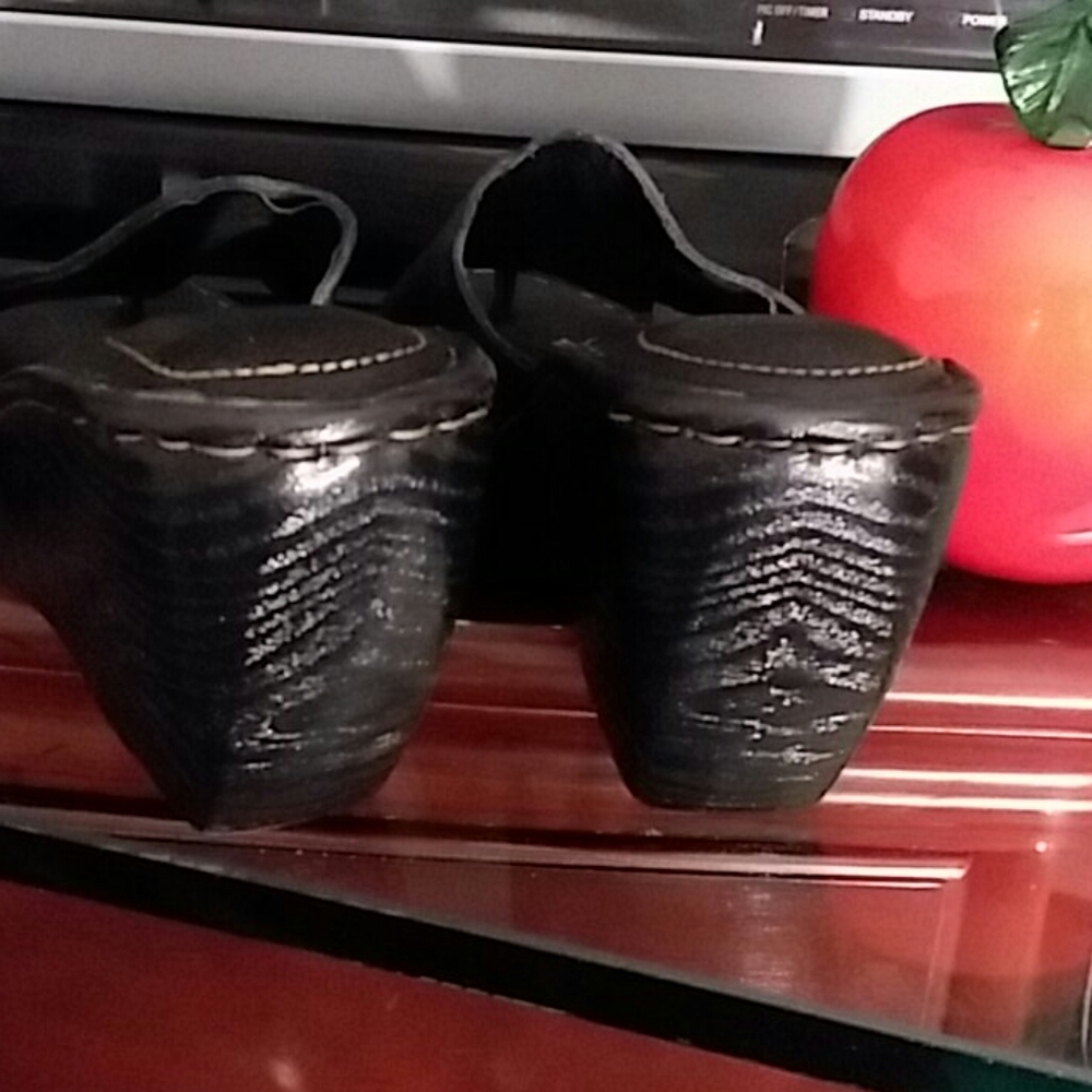 BORN SANDALS - Picture 5 of 7